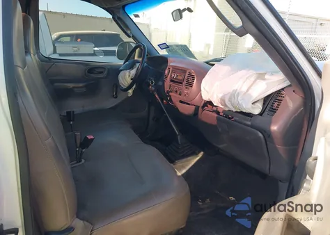 2003 Ford F-150 Xl/Xlt из США, поврежденный, VIN 1FTRF17223NB84982